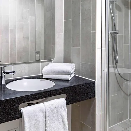 מלון Wuppertal-oberbarmen 3*