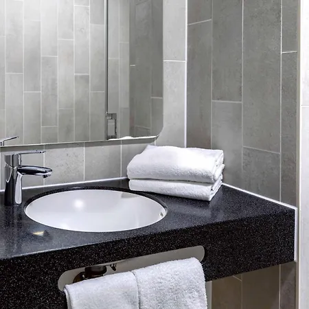 Wuppertal-oberbarmen מלון 3*