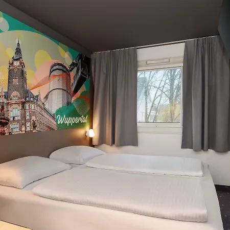 Wuppertal-oberbarmen Отель 3*